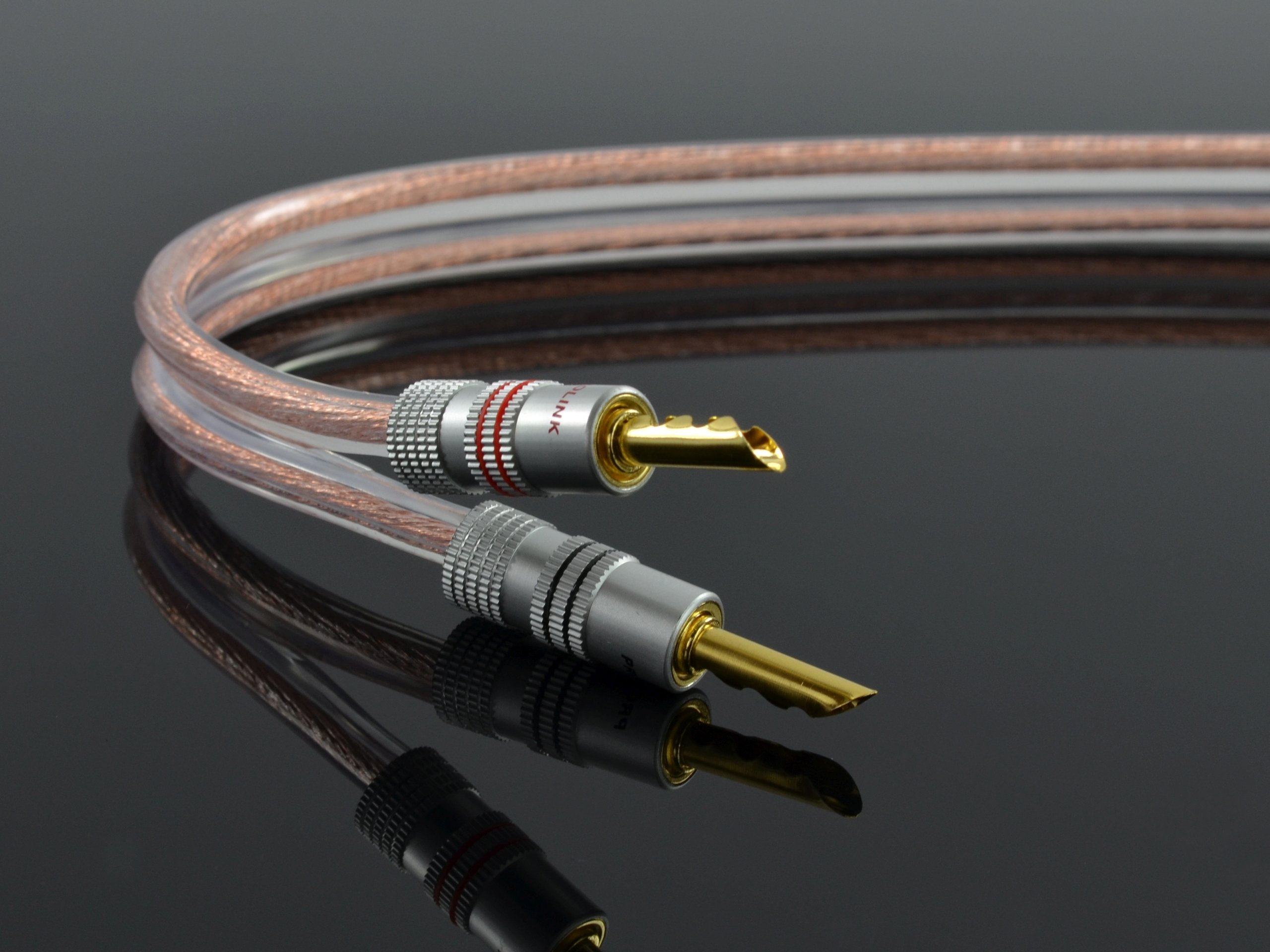 Провода лучше. Акустический кабель Oehlbach 2x2,5мм2 Type 102. OFC Speaker Cable 2x2.1 otex. Кабель акустический белый 2х2.5 Inakustik. DLS SP.Cable HQS 2x2,5, Roll акустический кабель 2х2,5мм, Supra Hi-end кабель.