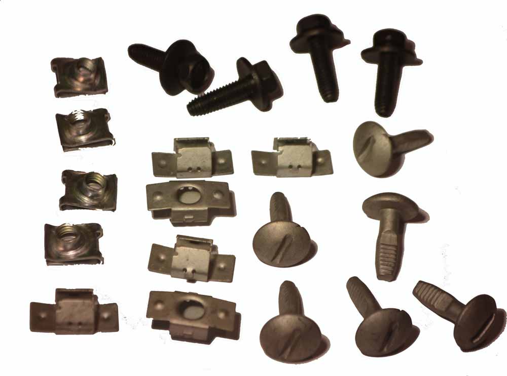 Citroen C5 00-04 osłona silnika pod silnik spinki Numer katalogowy części 1322-9SC500