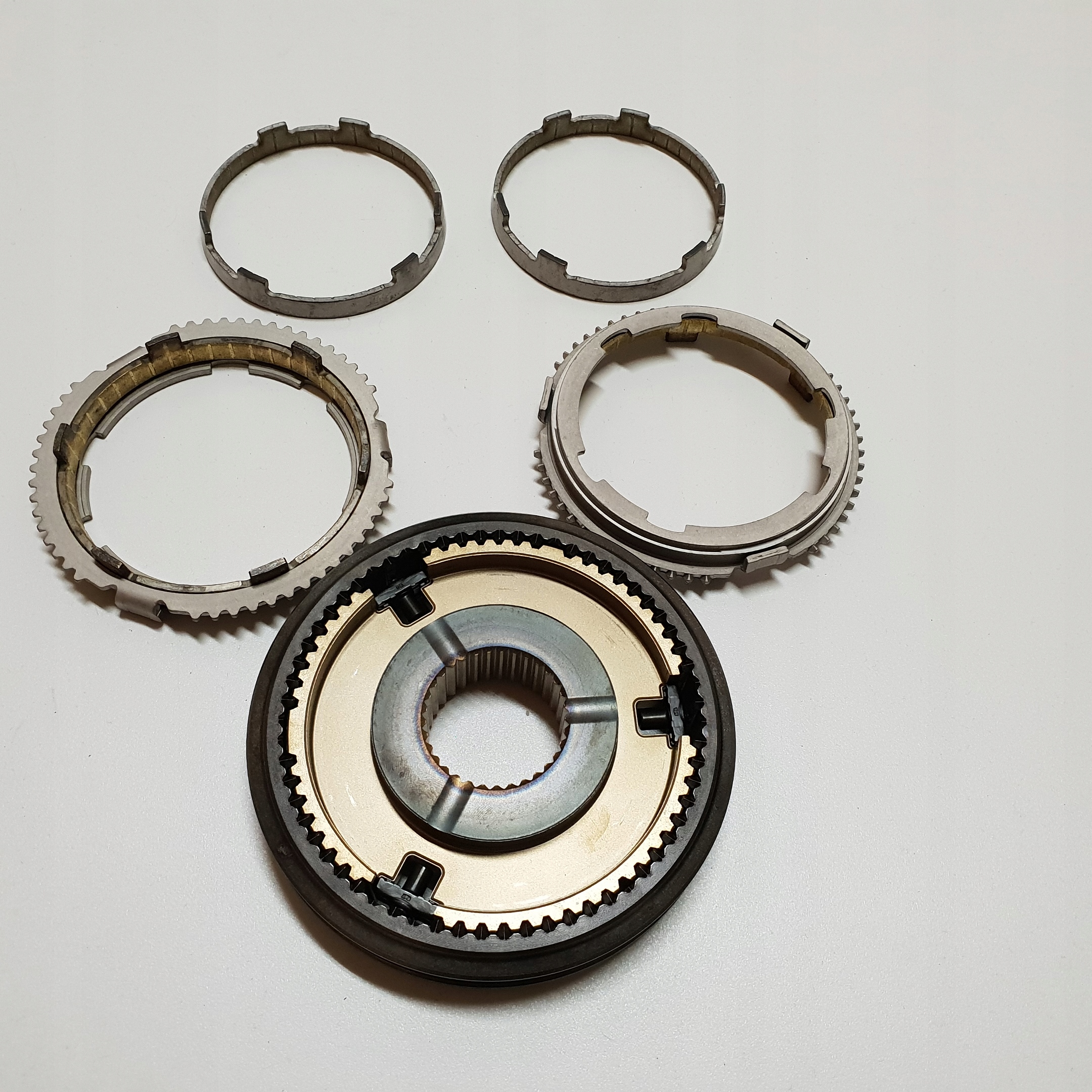 SYNCHRONIZATOR 1 2 BIEG MEGANE SCENIC II III Producent części Renault OE