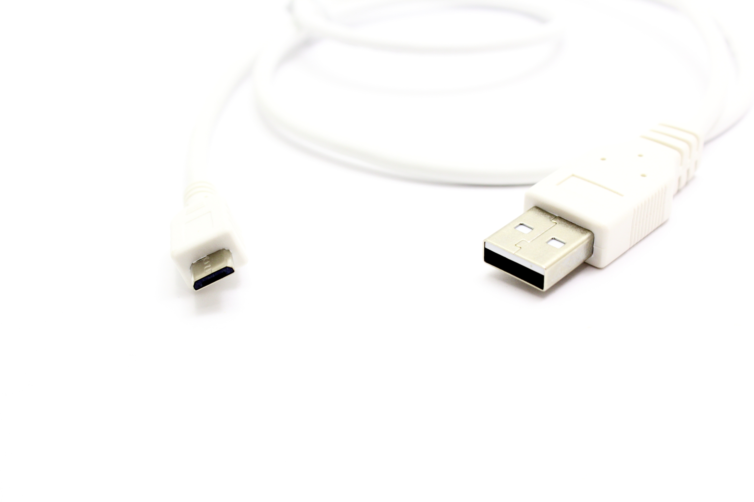 

Kabel Mikro Usb Wtyk Usb Wtyk Micro Usb 1,5M Biały