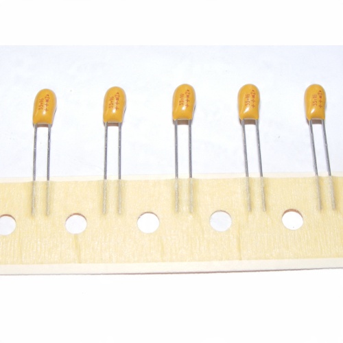 

Kondensator tantalowy tantal 33uF 16V Vishay x5