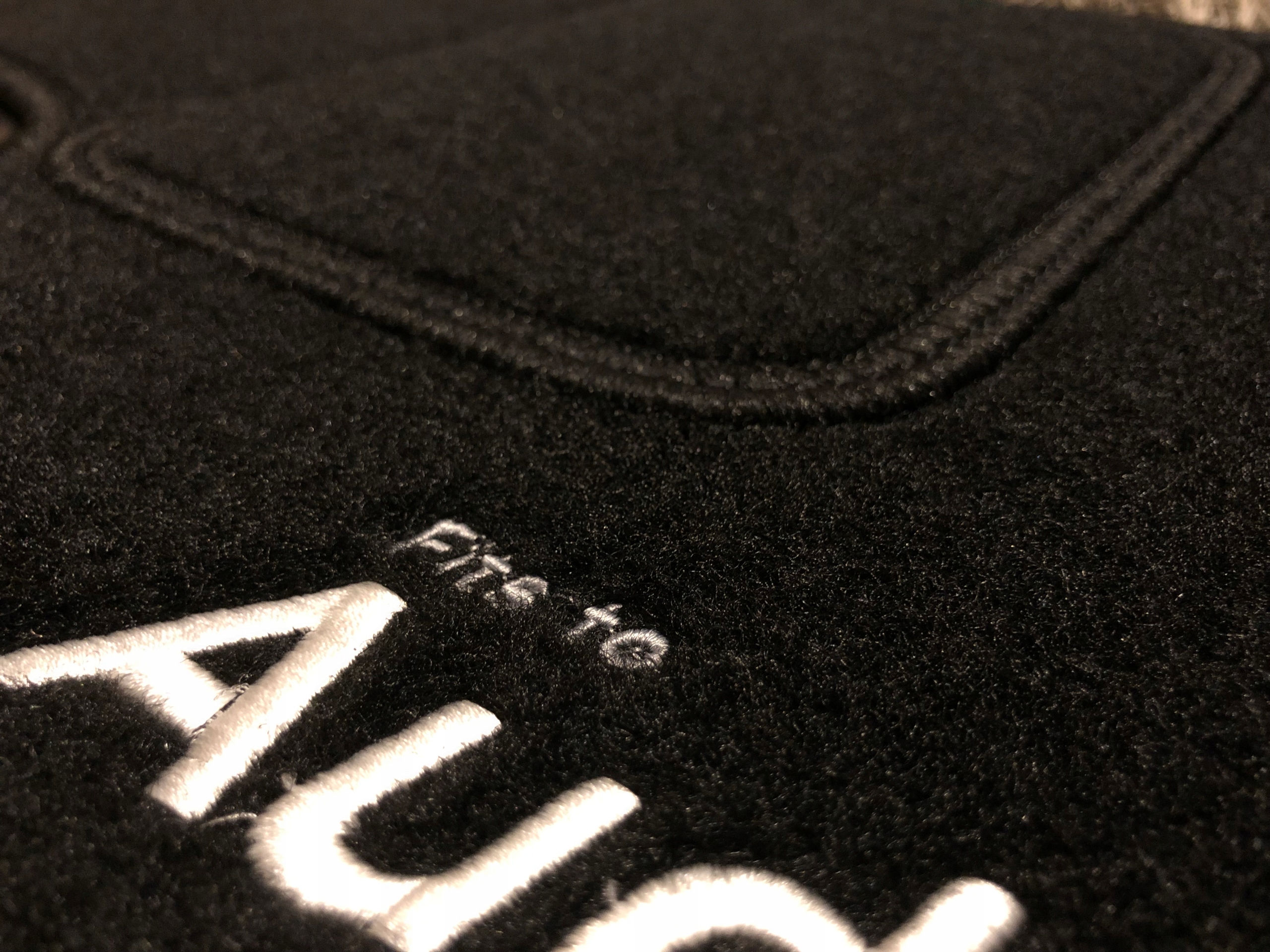 Volvo V50 2004 2012 Dywaniki welurowe HAFT Marka Max Dywanik