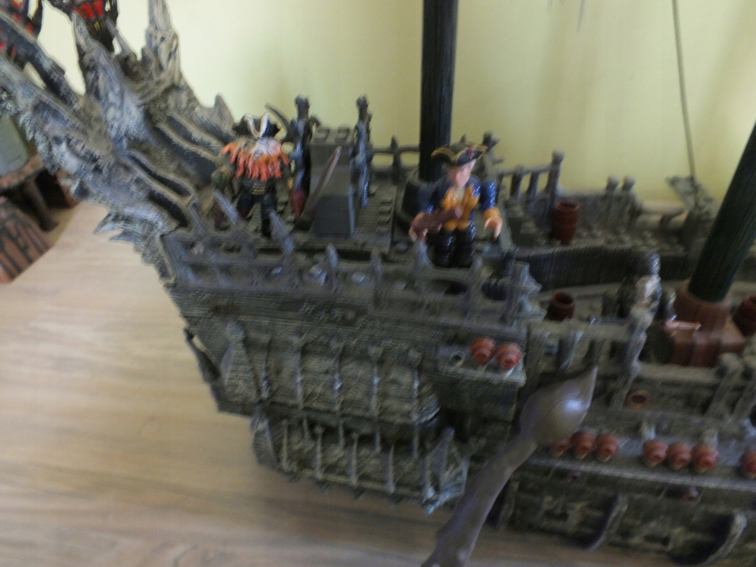 Mega Bloks Piraci 1067 Latający Holender + kraken 7542647947