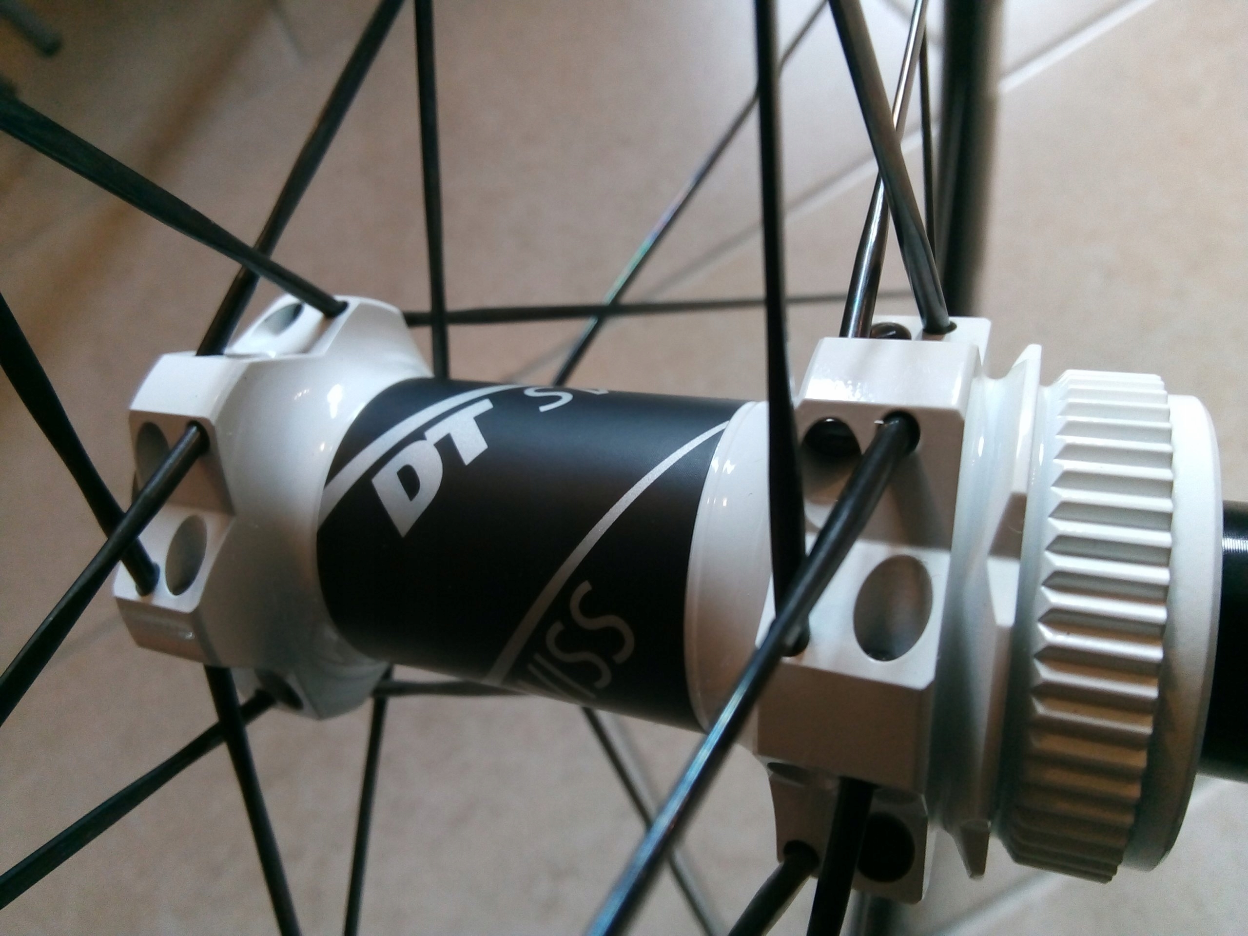 dt swiss rc 38 c spline carbon clincher