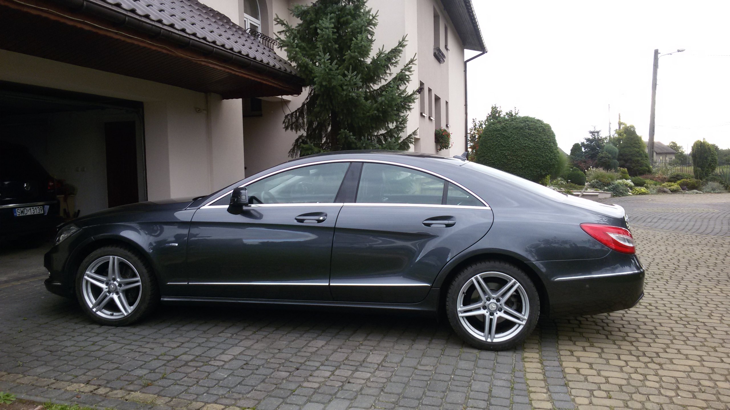 Mercedes Benz CLS 218 350 4MATIC 7189229484 oficjalne