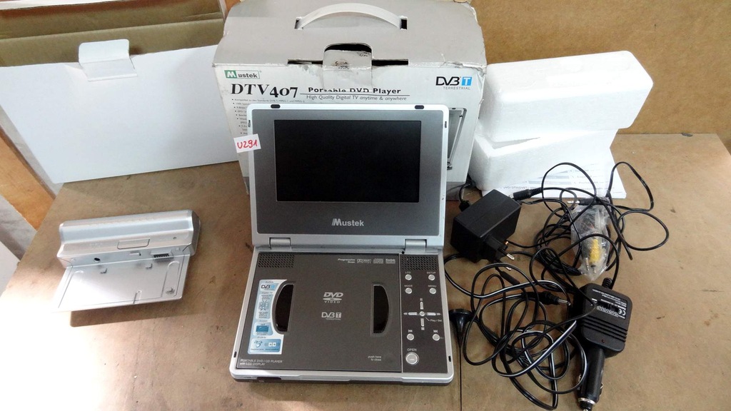 ODTWARZACZ DVD MUSTEK DTV-407  - NR U291