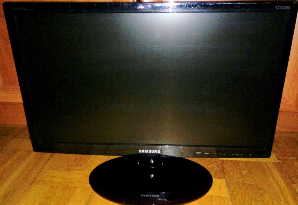 SAMSUNG T22C300EW  TV 22" LED tuner DVB-T