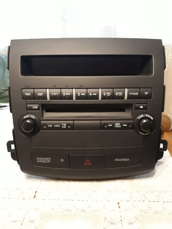 Radio samochodowe mitsubishi outlander 2