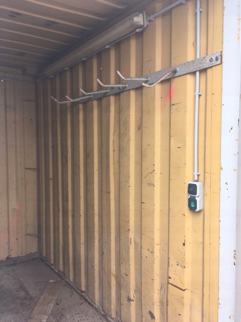Kontener morski 10DV z instalacją elektryczną