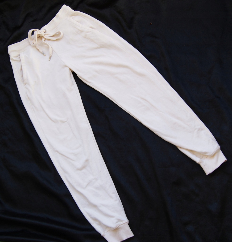 bershka białe spodnie dresowe sportowe XXS