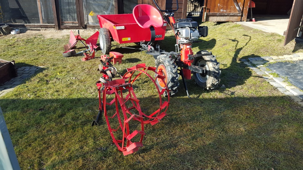 Mini traktor, działka, prace polowe - VARI GLOBAL