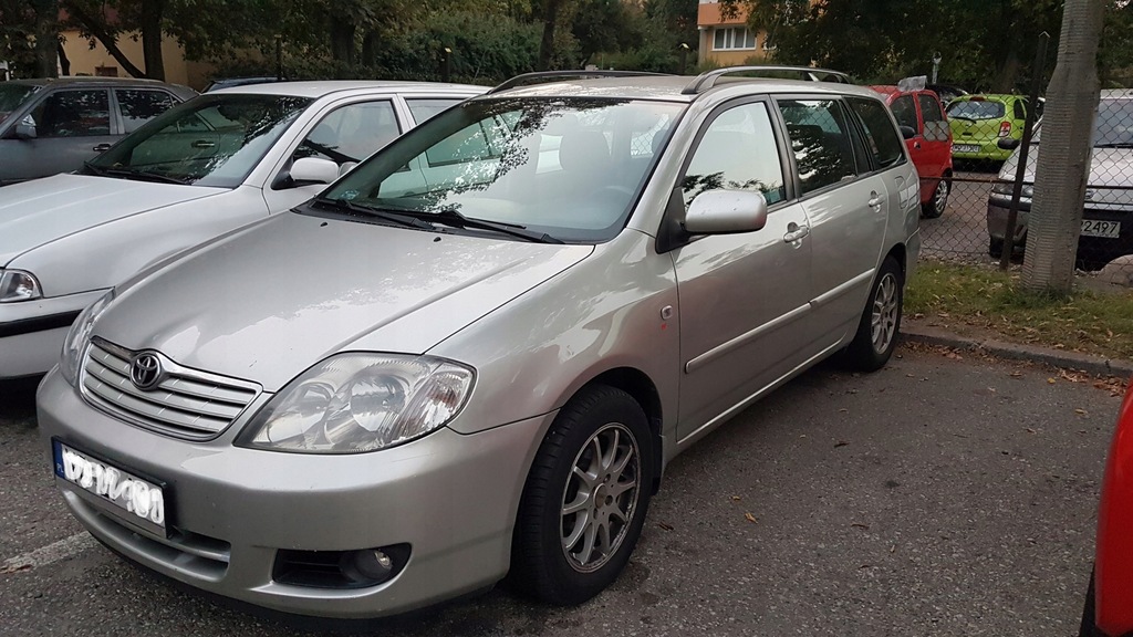 TOYOTA COROLLA 1.4 D4D KOMBI 2005 R. SOL - SREBRNA