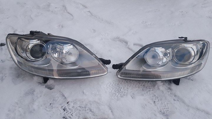 LAMPA lewa  VW GOLF V 5 PLUS Bi XENON Hella