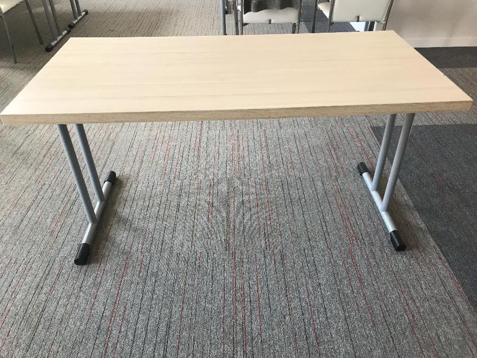 Stół konferencyjny/ławka/biurko