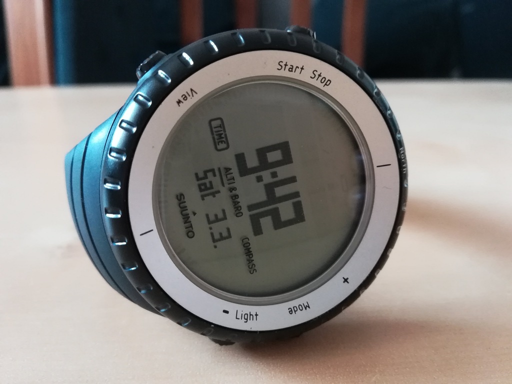 suunto core glacier gray