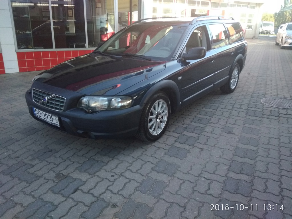 VOLVO V70 XC 2.4L rok 2004 benzyna+gaz automat