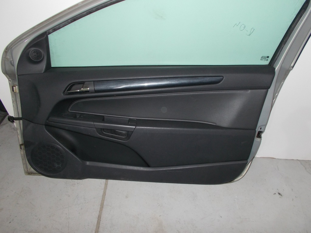 OPEL ASTRA H GTC 3D BOCZEK TAPICERKA  PRAWA