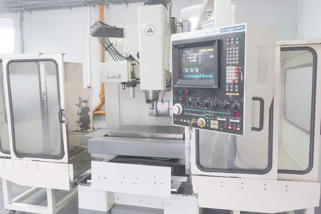 FREZARKA CNC KITAMURA MYCENTER-3 STEROW. FANUC 6T