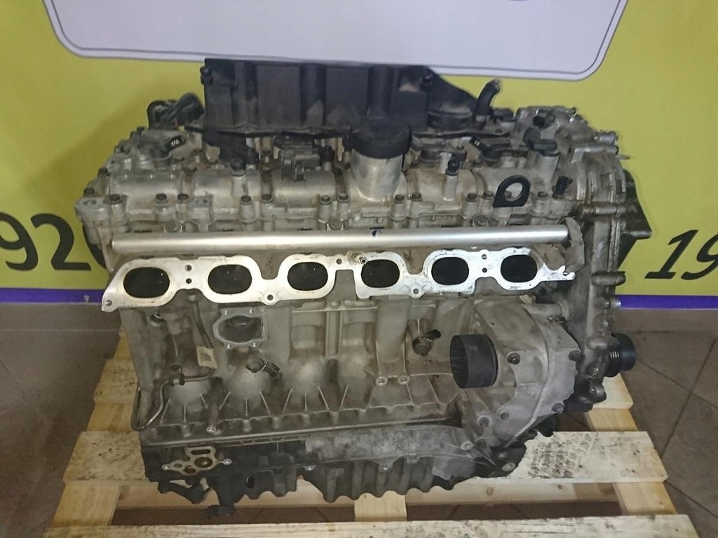 Volvo silnik 3.0 T6 S80 S60 XC70 XC60 B6304T2 /T4