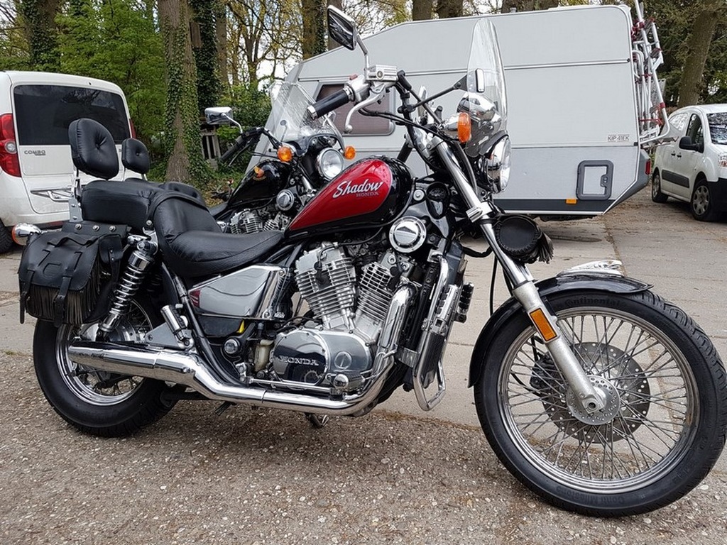 Honda shadow 800