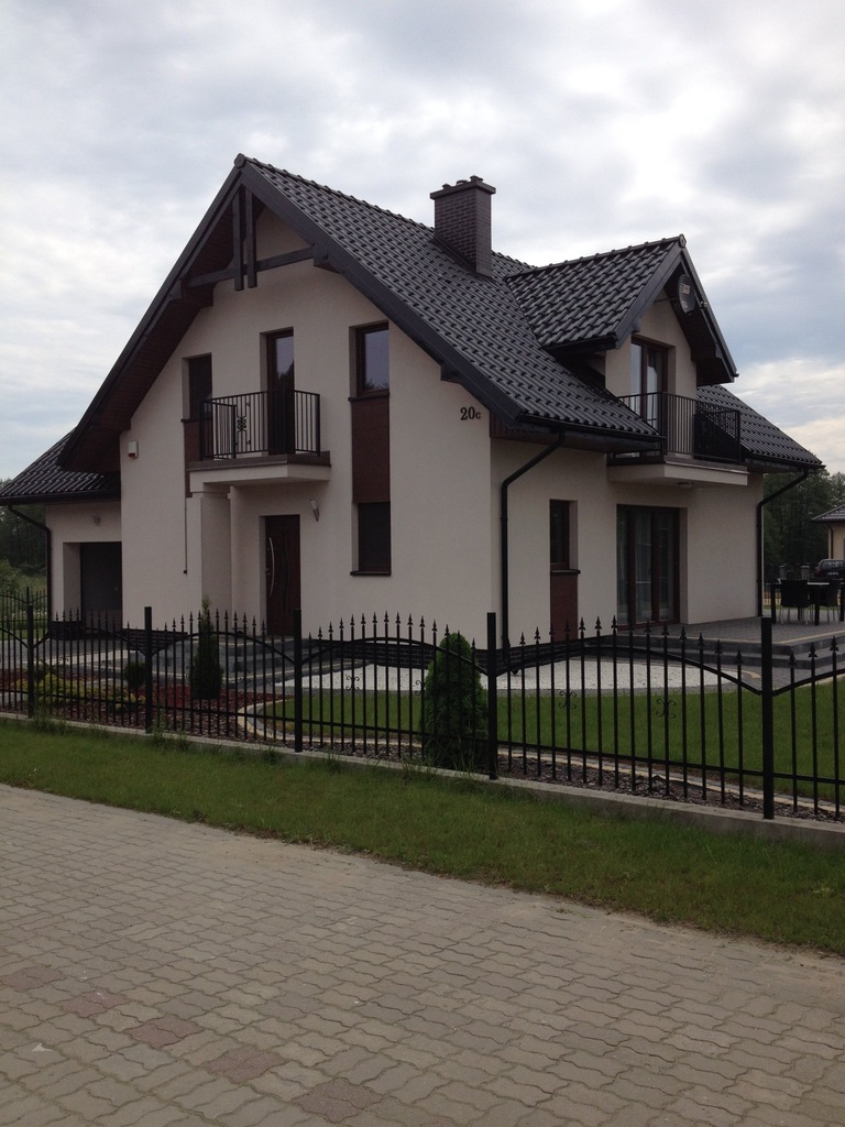 Sprzedam dom  w Konarzycach z 2013 roku - 172 m2