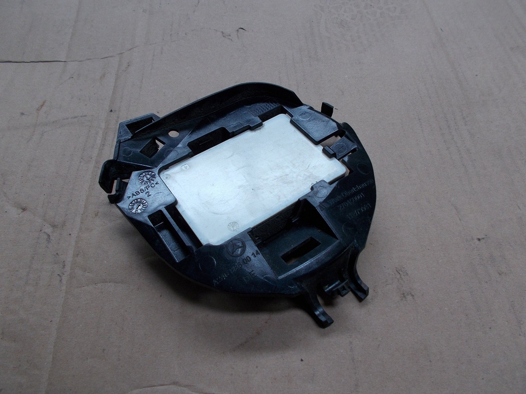MERCEDES A KLASA W176 DISTRONIK A2468880014 RADAR