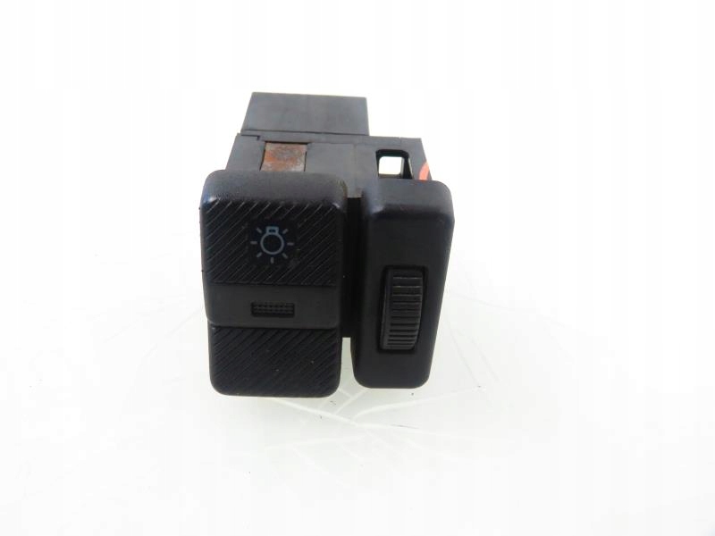 WŁĄCZNIK ŚWIATEŁ VW PASSAT B3 357971999 7941531