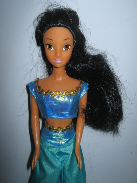 BARBIE LALKA KSIEZNICZKA JASMINA DISNEY SIMBA