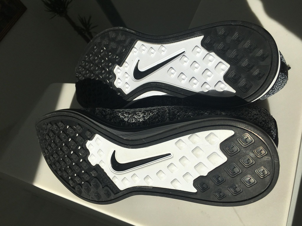 nike flyknit 44
