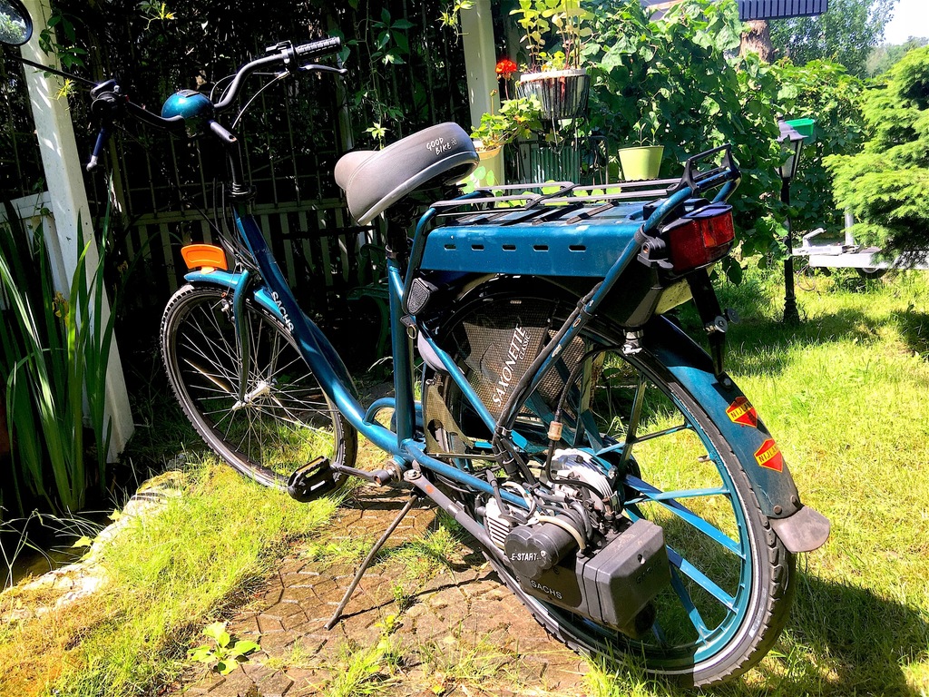 Rower z silnikiem spalinowym. 7548878067 oficjalne archiwum Allegro