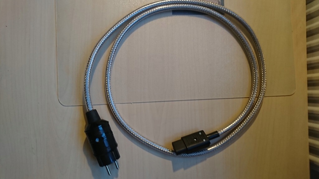 TOMANEK POWER CABLE - PRZEWÓD ZASILAJĄCY 230V