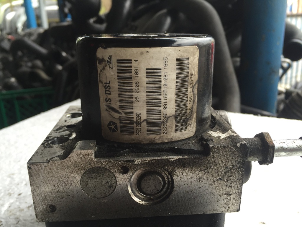 POMPA ABS JEEP CHEROKEE 2.8 CRD P52128852AD 6871592294 oficjalne