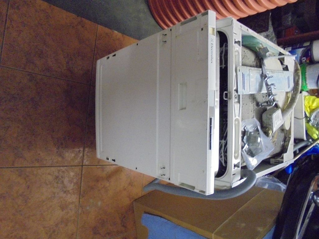 ZMYWARKA ELECTROLUX AEG ESL 4131 NA CZĘŚCI 