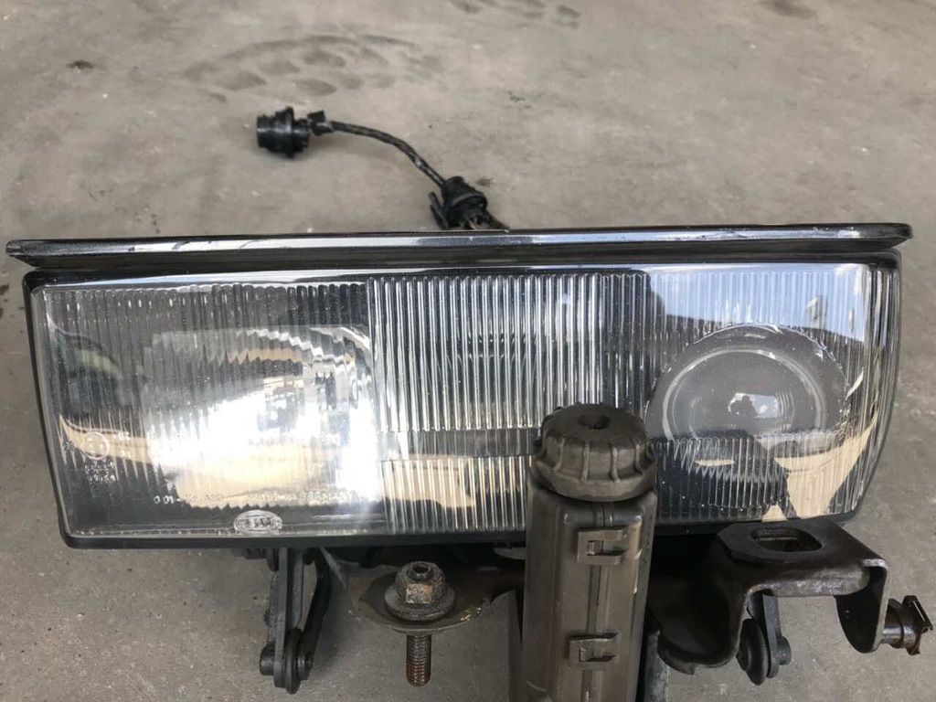BMW E31 840, 850 LAMPA LEWA