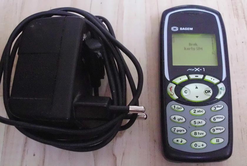 Telefon Sagem MYX-1 Sprawny z ładowarką