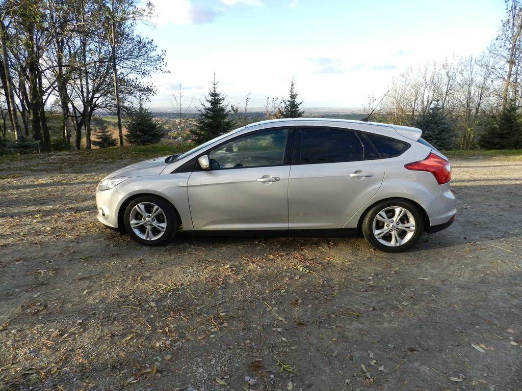Ford Focus MK3 2011r. Srebrny Trend Sport