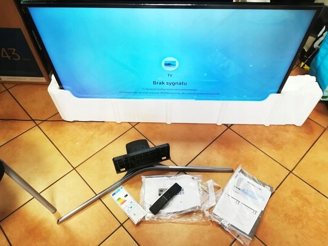 TELEWIZOR SAMSUNG UE43MU6172 SMART 4K