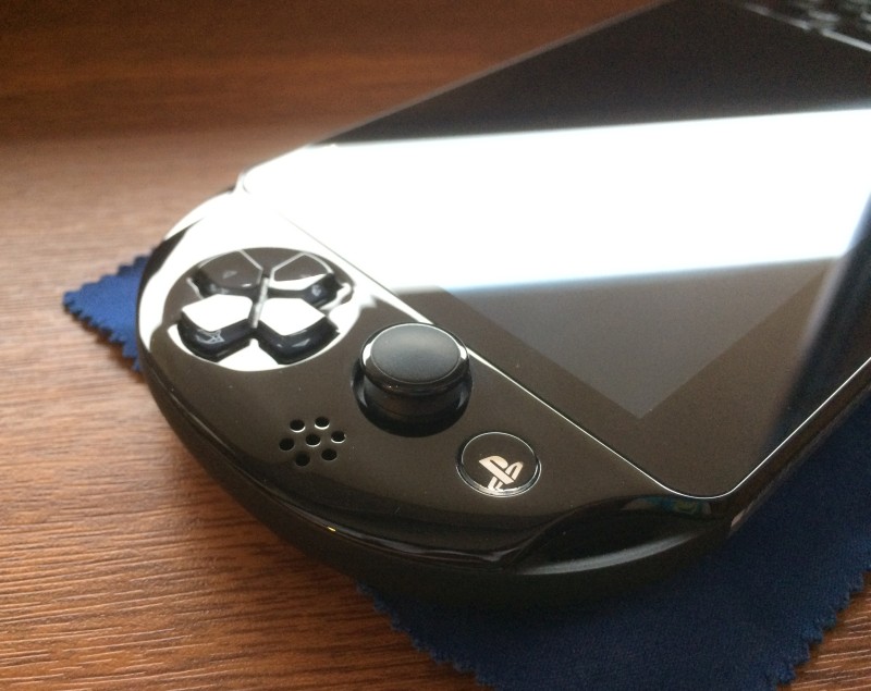 PS Vita Slim + karta 16GB Stan idealny