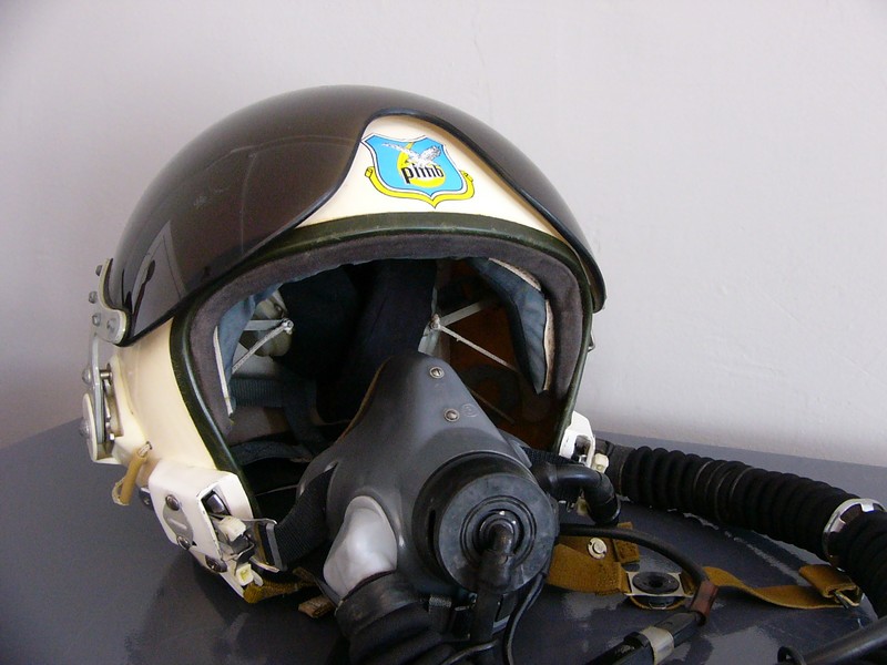 hełm lotniczy pilota ZSh-5A z maską tlenową
