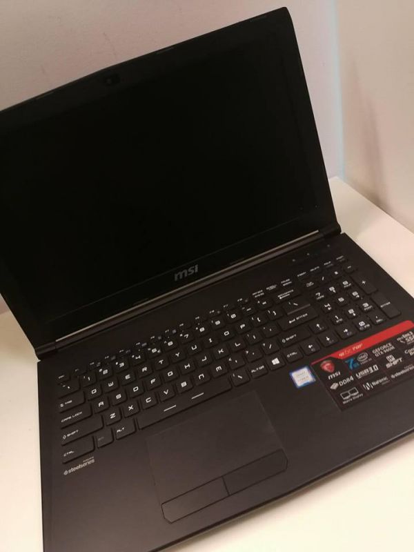 LAPTOP GAMINGOWY MSI MS-16J5 - 7242054504 - oficjalne archiwum Allegro