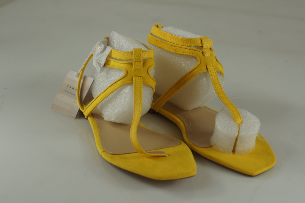 ZARA damskie sandały żółte 38 (7560) (W43)