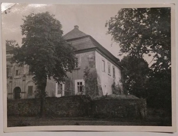 CZANIEC DWÓR OBRONNY ZAMEK