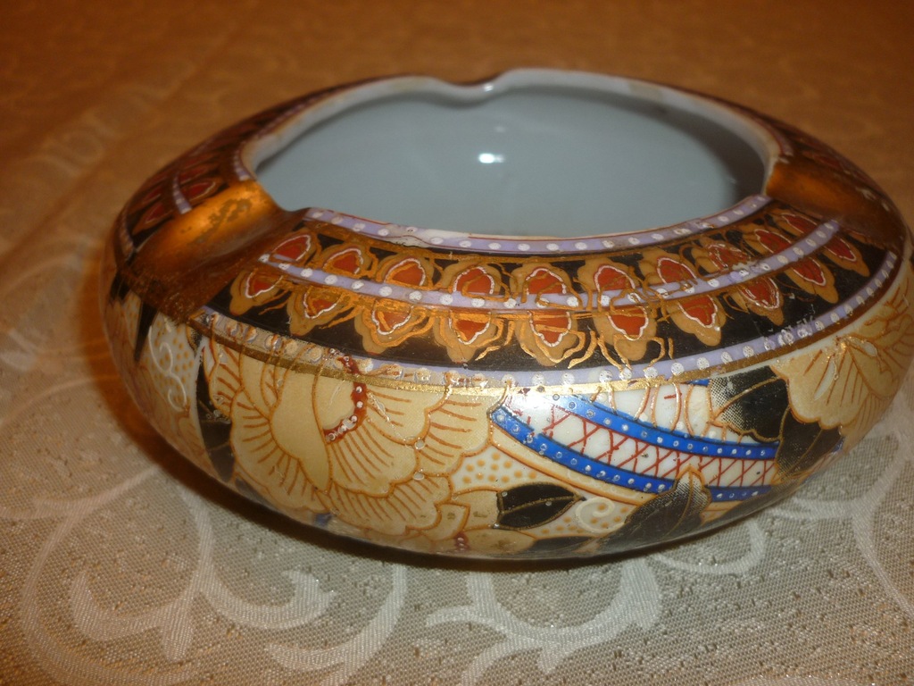 popielnica chińska ceramiczna