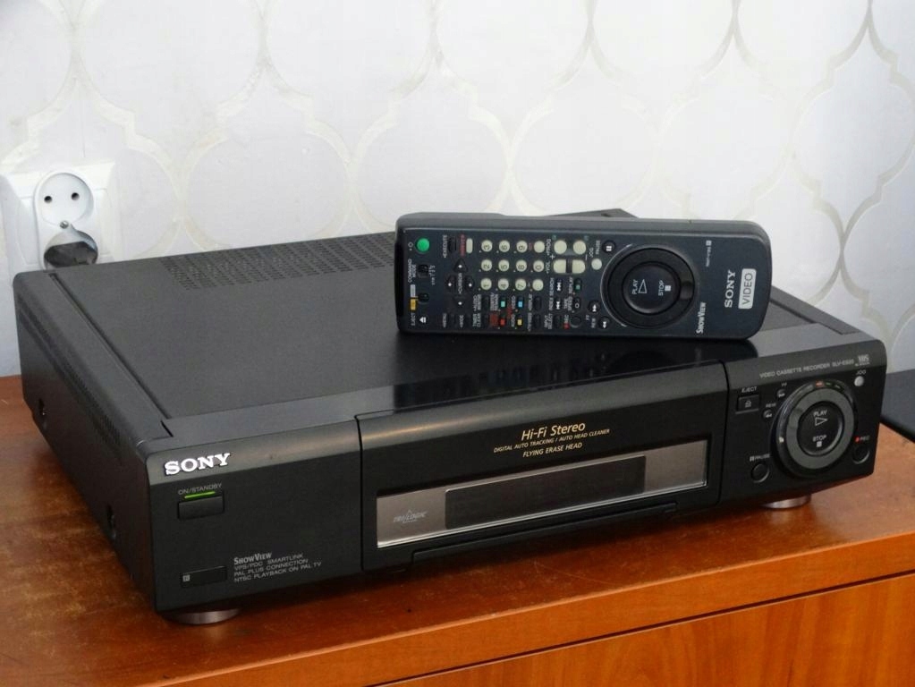 Magnetowid stereo Sony SLV-E920 pilot. - 7545808523