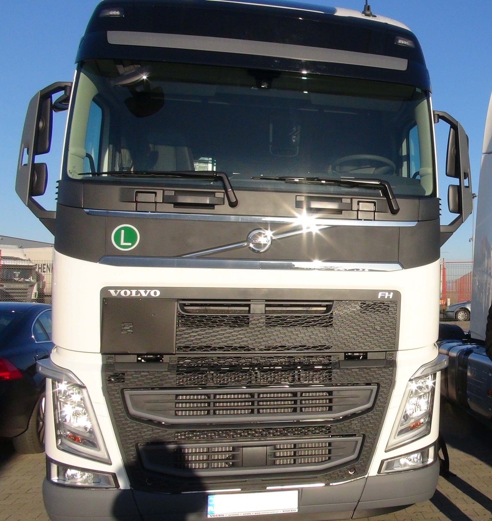 Volvo FH 500 GLOBETROTTER XL oddam leasing