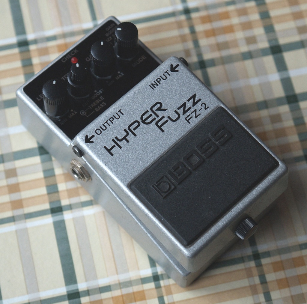 【京極ハルヒ】BOSS FZ-2 hyper fuzz中古品 BOSS FZ-2 / Hyper Fuzzの買取価格 - エフェクター買取専門店