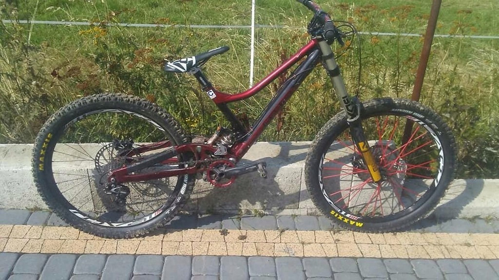 Rama Omen Vigo 2013 26" Marzocchi,Dh,Fr!!