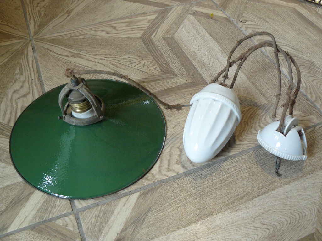 KUCHENNA EMALIOWANA LAMPA Z WAGĄ DIZAJN LOFT