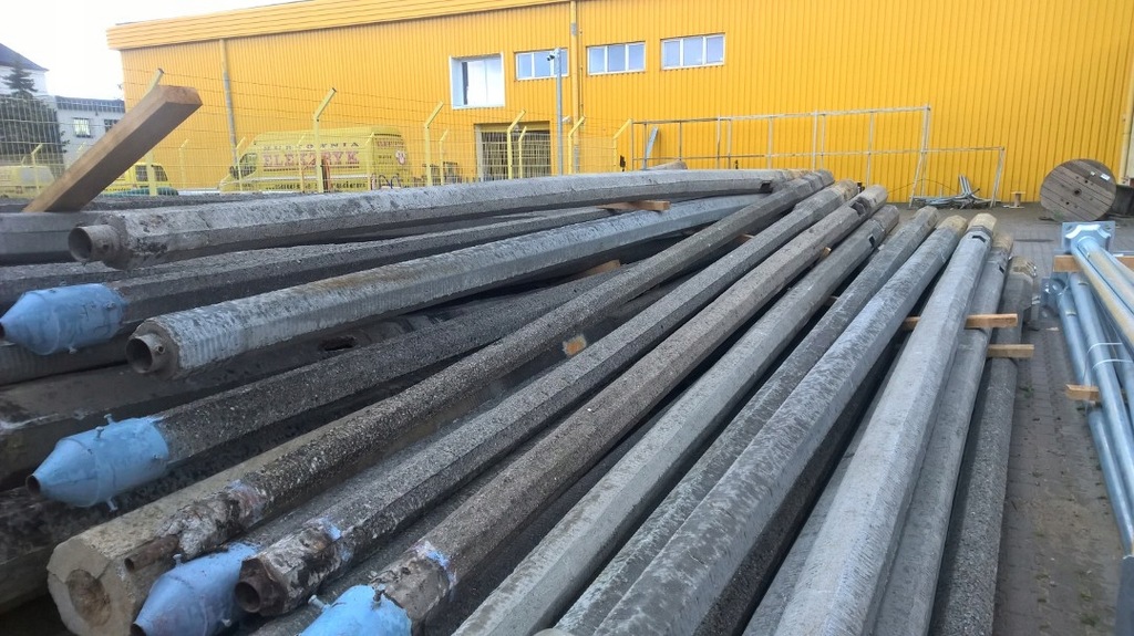 SŁUPY OŚWIETLENIOWE BETONOWE 11M GDAŃSK - ODDAM