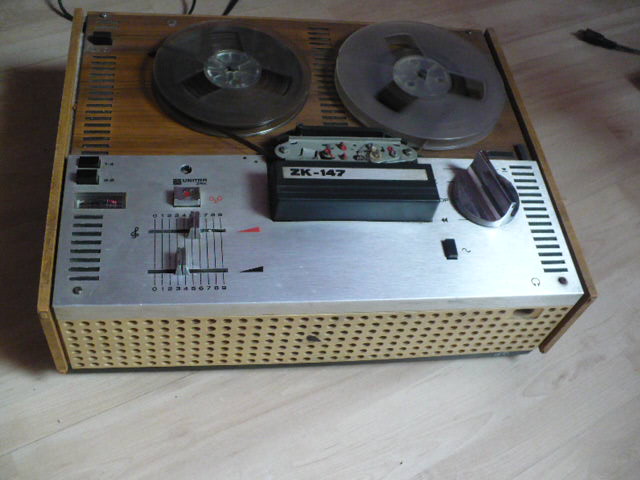 MAGNETOFON SZPULOWY UNITRA ZK-147